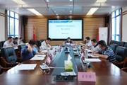 学校召开2024年党委理论学习中心组第八次集体学习